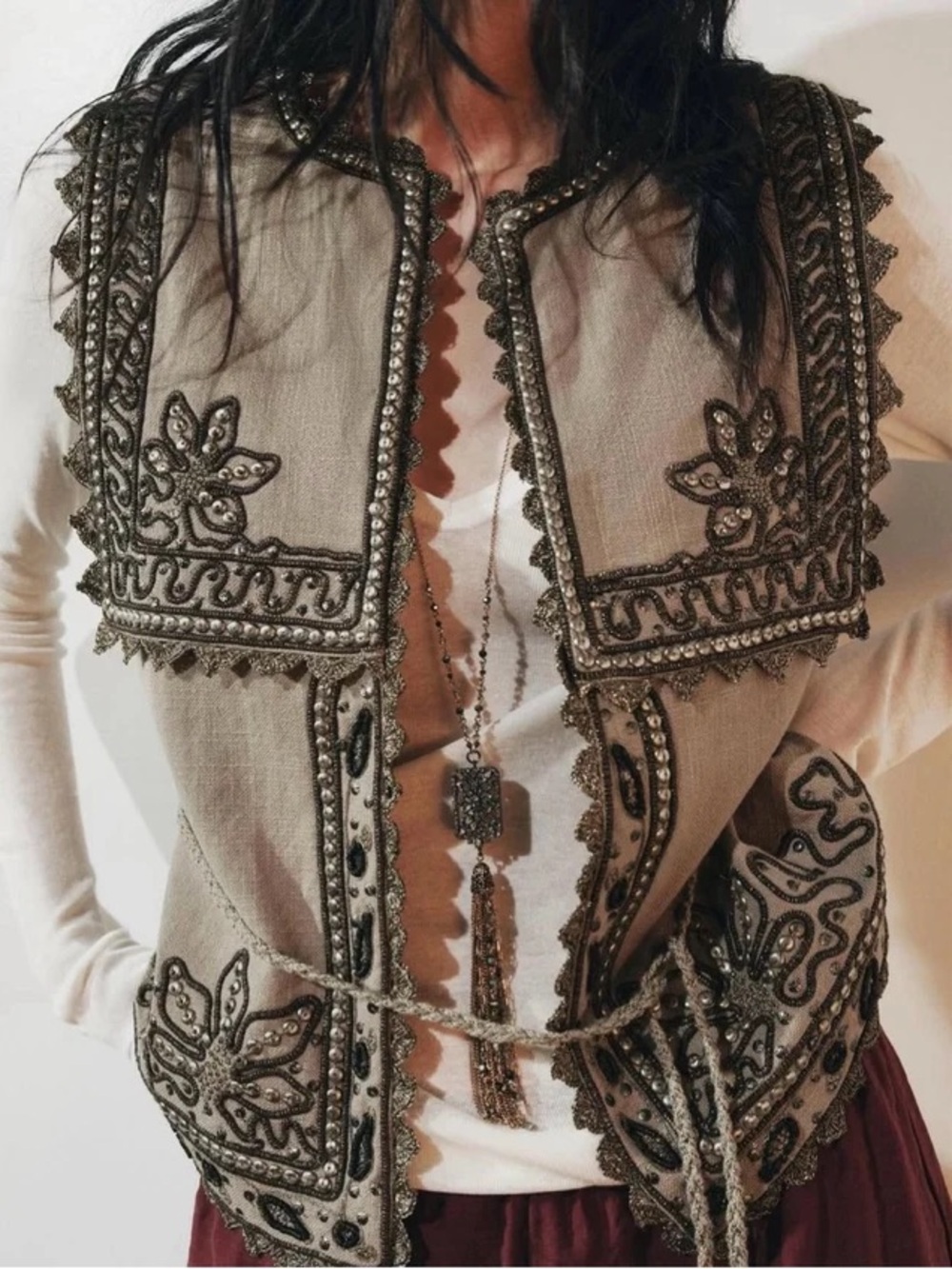 Beaded Zara Embroidered Beige Women's Vest size small nwt